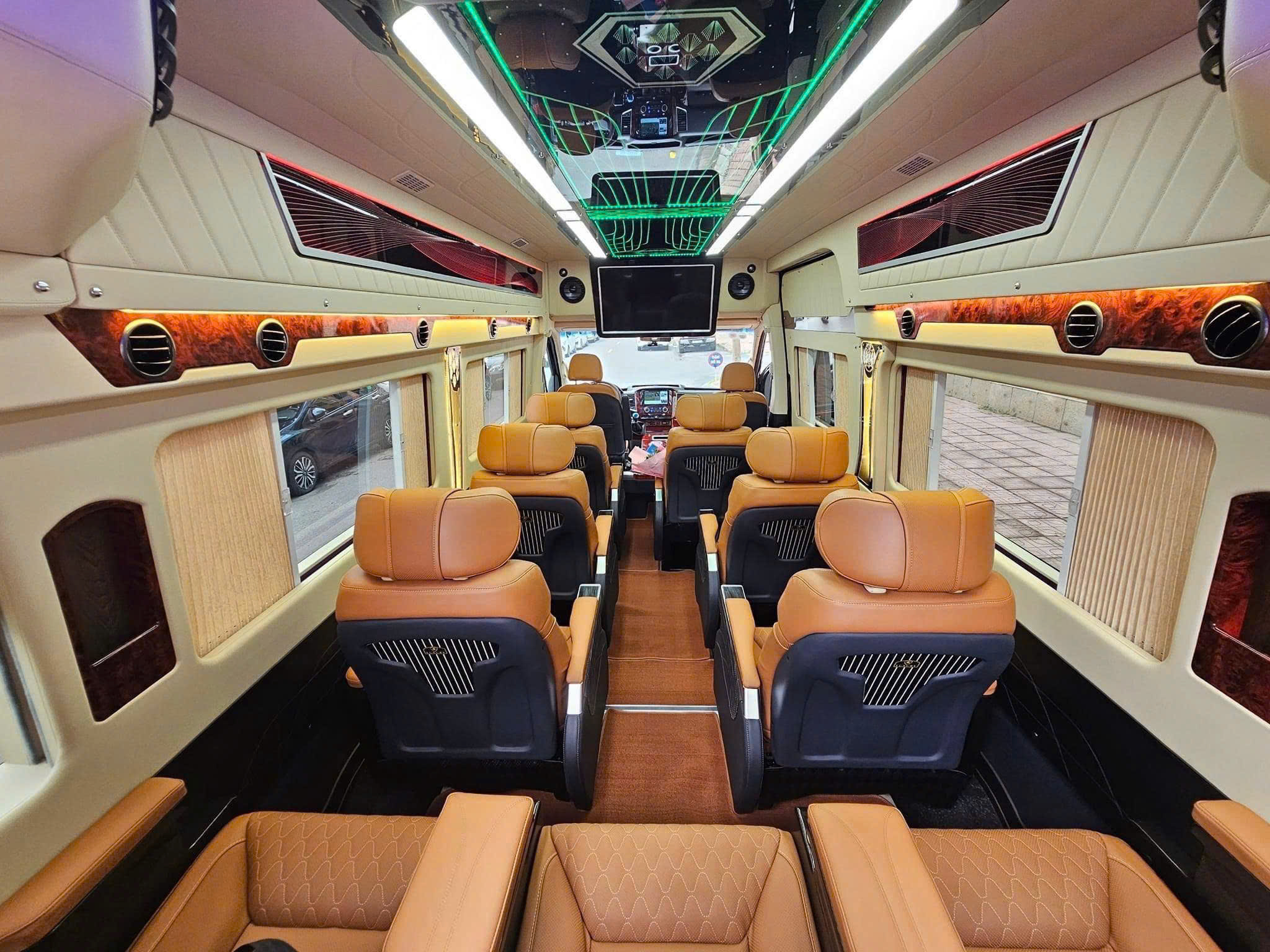 Ninh Binh Excursion Luxury Transport 1