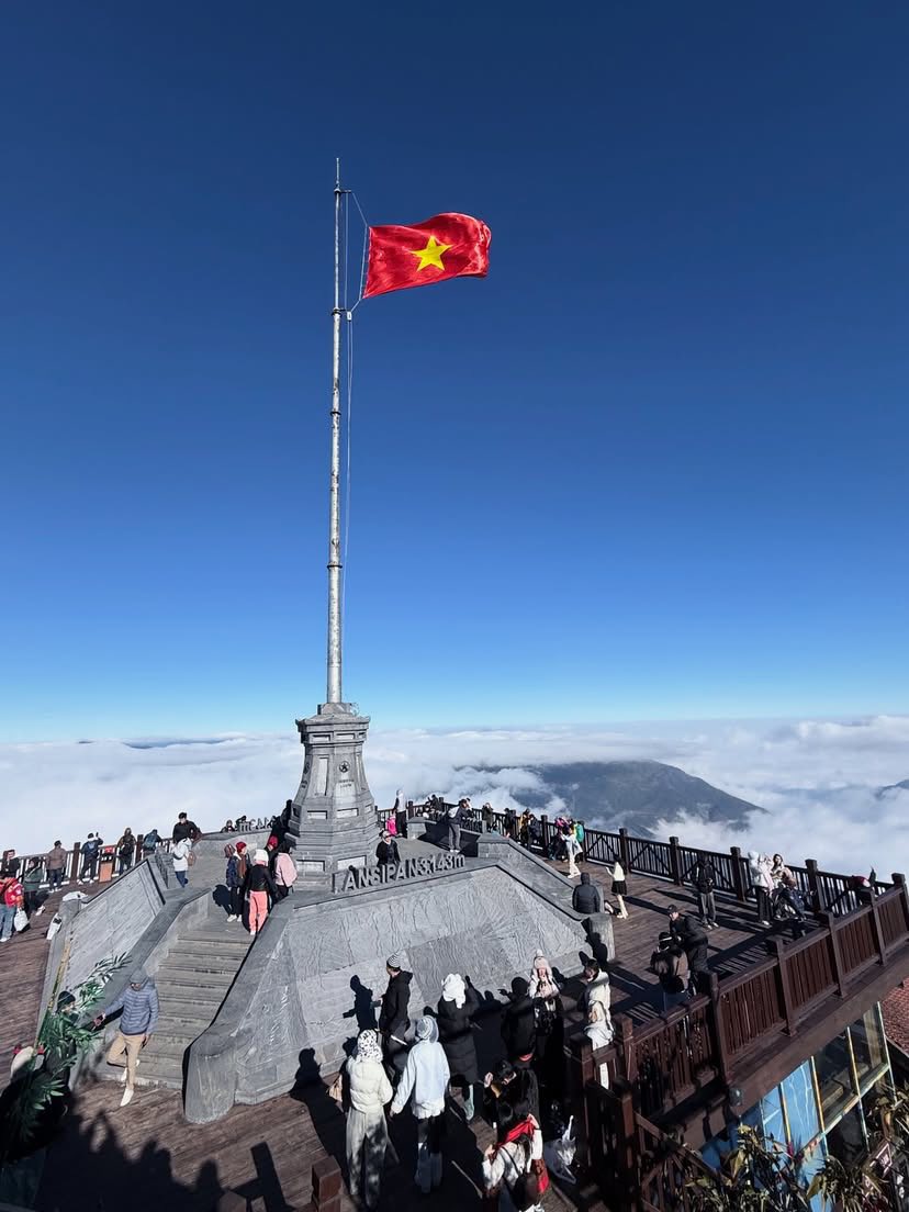 Sapa Fansifan Peak
